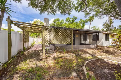 Exterior - 627 Timber Bay Cir W, Oldsmar, FL 34677 photo 6 of 6