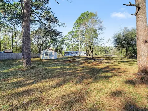 Exterior - 18024 Drayton St, Spring Hill, FL 34610 photo 5 of 11