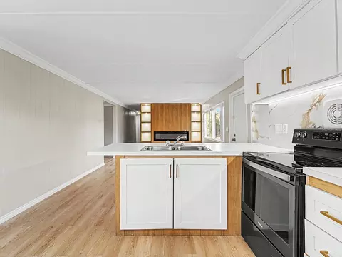 Kitchen - 18024 Drayton St, Spring Hill, FL 34610 photo 2 of 5