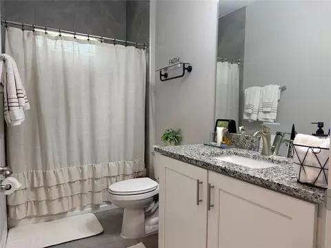 Bath - 7268 SW 133rd Loop, Ocala, FL 34473 photo 4 of 4