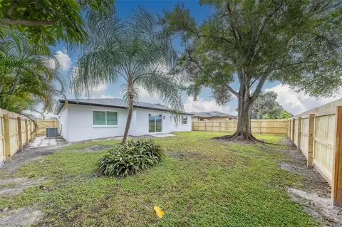 Exterior - 7026 68th Ave N, Pinellas Park, FL 33781 photo 4 of 9
