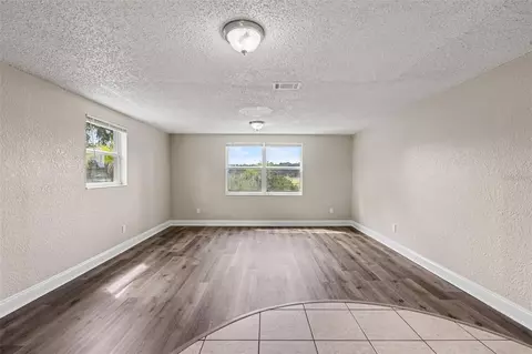 Living - 3805 Mcintosh Rd, Dover, FL 33527 photo 7 of 8