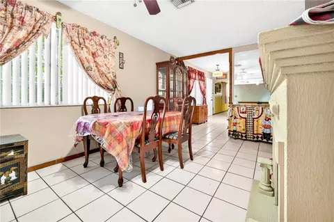 Dining - 500 E 40th St, Hialeah, FL 33013 photo 1 of 2