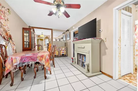 Dining - 500 E 40th St, Hialeah, FL 33013 photo 2 of 2