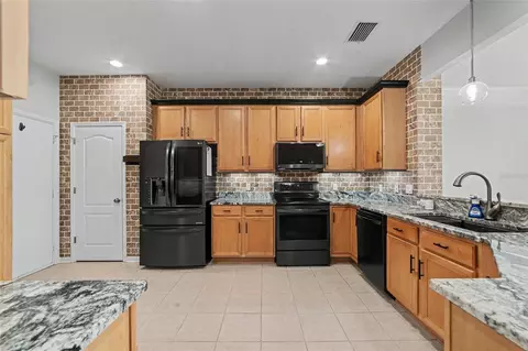 Kitchen - 4635 Pond Ridge Dr, Riverview, FL 33578 photo 1 of 4
