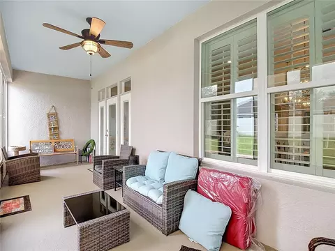 Exterior - 813 Old Windsor Way, Spring Hill, FL 34609 photo 4 of 12