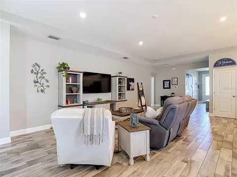 Living - 813 Old Windsor Way, Spring Hill, FL 34609 photo 7 of 7