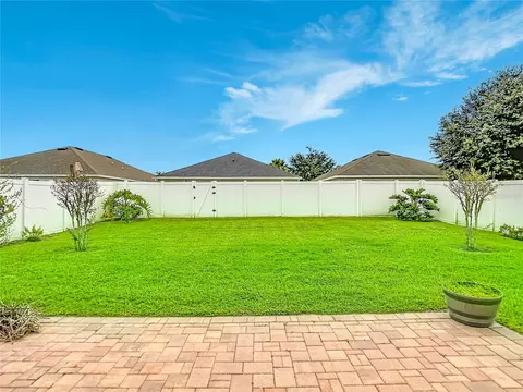 Exterior - 813 Old Windsor Way, Spring Hill, FL 34609 photo 7 of 12