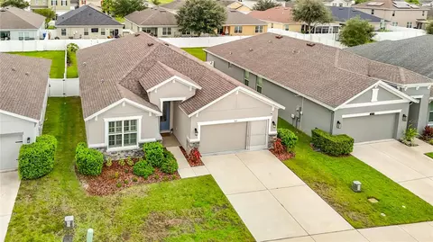 View/Area - 813 Old Windsor Way, Spring Hill, FL 34609 photo 7 of 8