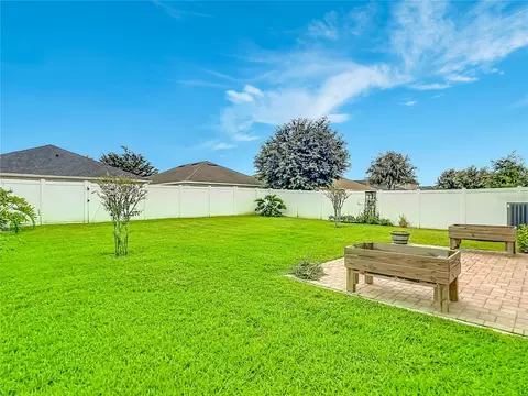 Exterior - 813 Old Windsor Way, Spring Hill, FL 34609 photo 6 of 12
