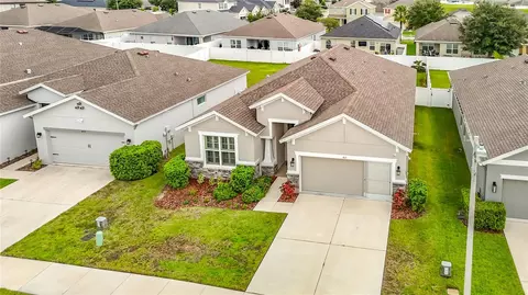View/Area - 813 Old Windsor Way, Spring Hill, FL 34609 photo 5 of 8
