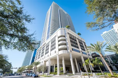 275 1st Ave S #2208, Saint Petersburg, FL 33701