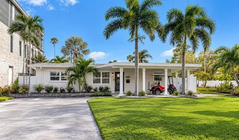 3610 Bayshore Blvd NE, Saint Petersburg, FL 33703