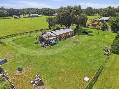 View/Area - 7214 Broken Oak Dr, Dover, FL 33527 photo 2 of 11