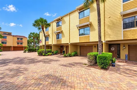 406 Sandy Hook Rd, Treasure Island, FL 33706