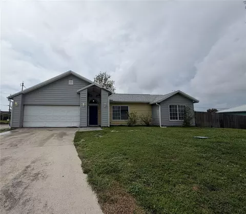 2602 22nd Pl NE, Cape Coral, FL 33909