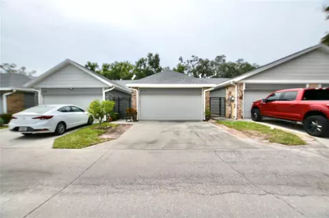 1762 Castle Rock Rd, Tampa, FL 33612