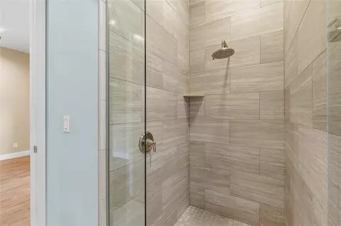 Bath - 71 Perry Ln, Enterprise, FL 32725 photo 3 of 3
