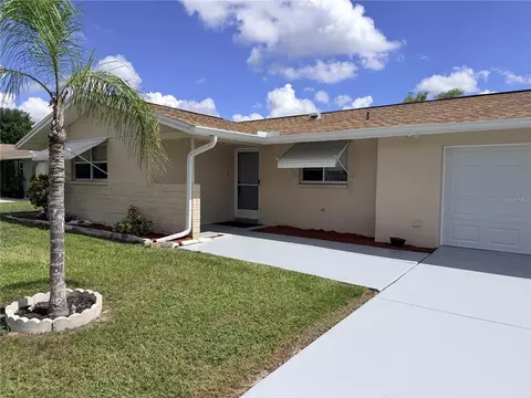 10118 Holly Dr, Port Richey, FL 34668