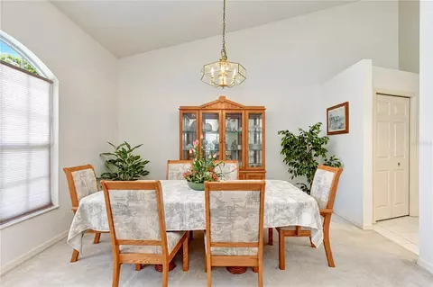 Dining - 2255 Eagle Bluff Dr, Valrico, FL 33596 photo 2 of 3