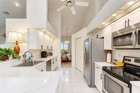 Kitchen - 2255 Eagle Bluff Dr, Valrico, FL 33596 photo 1 of 3