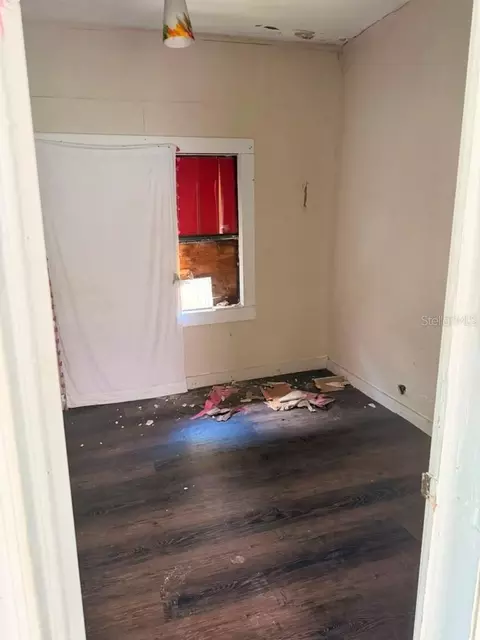 2323 W Chestnut St, Tampa, FL 33607 photo 3