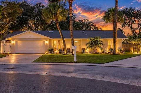 9488 88th Ter, Seminole, FL 33777