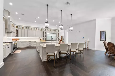 Kitchen - 3111 John Moore Rd, Brandon, FL 33511 photo 2 of 4