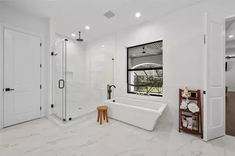 Bath - 3111 John Moore Rd, Brandon, FL 33511 photo 2 of 4