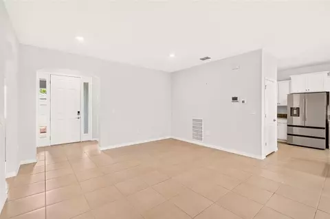 Living - 6186 SW 93rd Loop, Ocala, FL 34476 photo 4 of 5