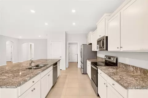 Kitchen - 6186 SW 93rd Loop, Ocala, FL 34476 photo 2 of 3
