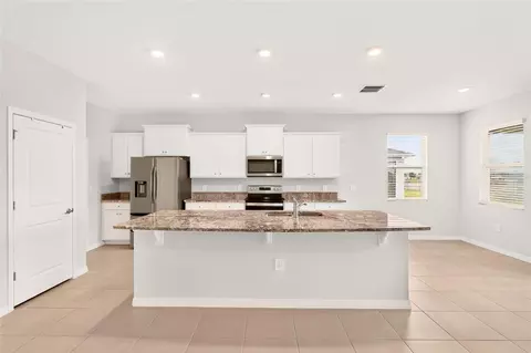 Kitchen - 6186 SW 93rd Loop, Ocala, FL 34476 photo 3 of 3