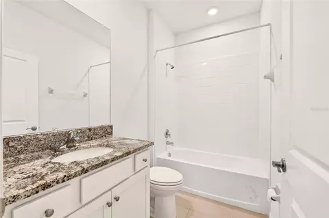Bath - 6186 SW 93rd Loop, Ocala, FL 34476 photo 5 of 5