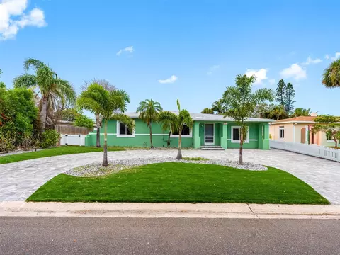 540 80th Ave, Saint Pete Beach, FL 33706
