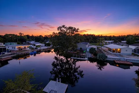 View/Area - 7247 Arbordale Dr, Weeki Wachee, FL 34607 photo 3 of 17