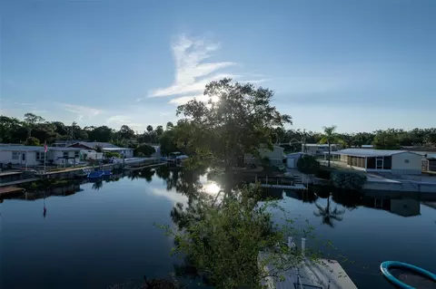 View/Area - 7247 Arbordale Dr, Weeki Wachee, FL 34607 photo 4 of 17