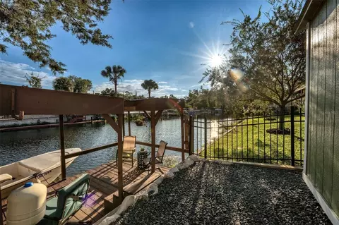 View/Area - 7247 Arbordale Dr, Weeki Wachee, FL 34607 photo 8 of 17