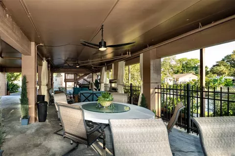 Exterior - 7247 Arbordale Dr, Weeki Wachee, FL 34607 photo 7 of 13