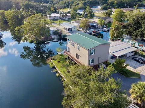 View/Area - 7247 Arbordale Dr, Weeki Wachee, FL 34607 photo 14 of 17