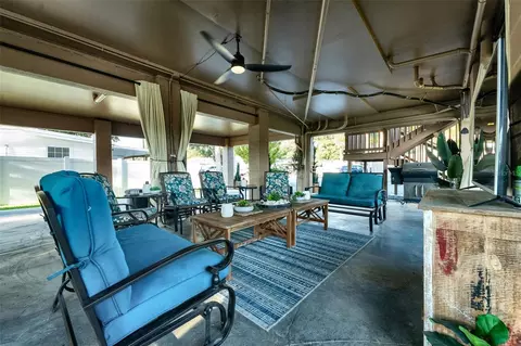 Exterior - 7247 Arbordale Dr, Weeki Wachee, FL 34607 photo 8 of 13
