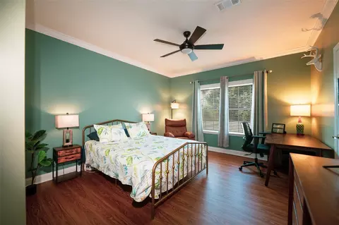 Bedroom - 7247 Arbordale Dr, Weeki Wachee, FL 34607 photo 1 of 5