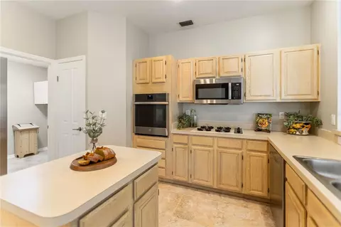 Kitchen - 28402 Openfield Loop, Wesley Chapel, FL 33543 photo 4 of 5