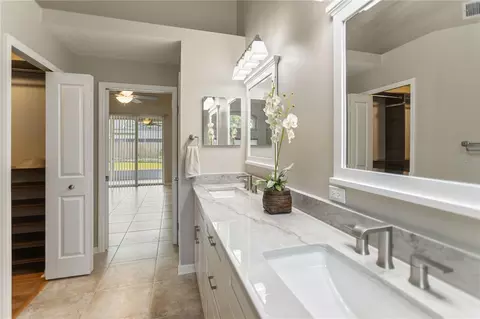 Bath - 28402 Openfield Loop, Wesley Chapel, FL 33543 photo 4 of 6