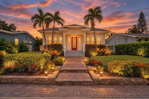 3002 W Angeles St, Tampa, FL 33629