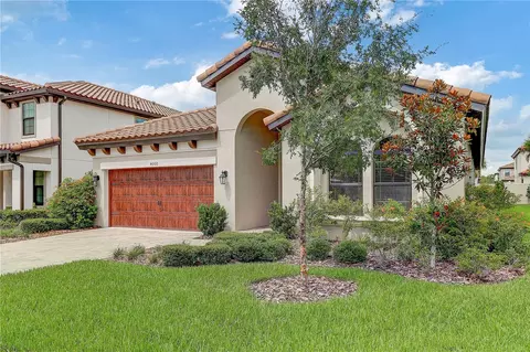Exterior - 4000 Burdick Loop, Odessa, FL 33556 photo 3 of 22