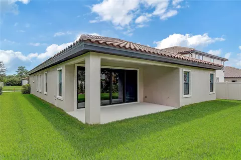 Exterior - 4000 Burdick Loop, Odessa, FL 33556 photo 7 of 22