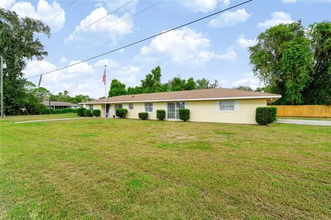 12394 SE 139th Ave, Ocklawaha, FL 32179