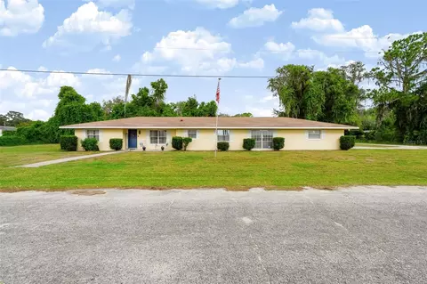 12394 SE 139th Ave, Ocklawaha, FL 32179