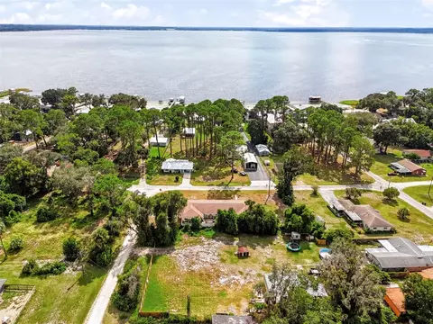 12394 SE 139th Ave, Ocklawaha, FL 32179