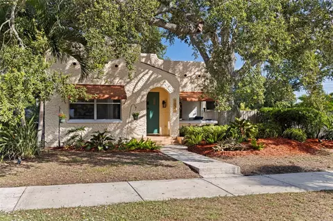 1037 51st Ave N, Saint Petersburg, FL 33703